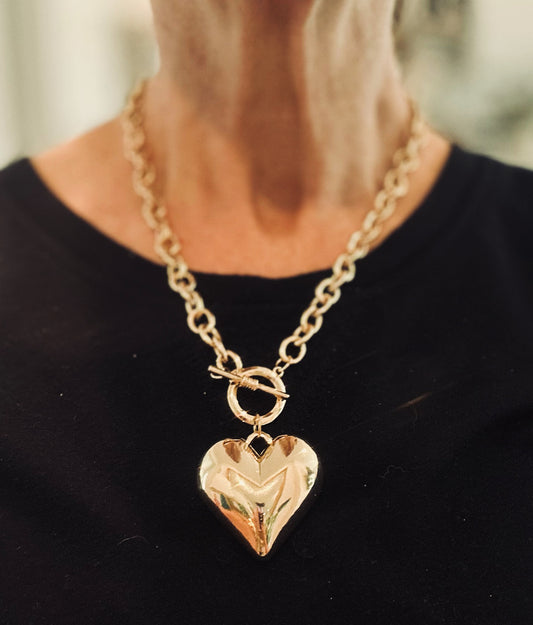 Puffy heart necklace